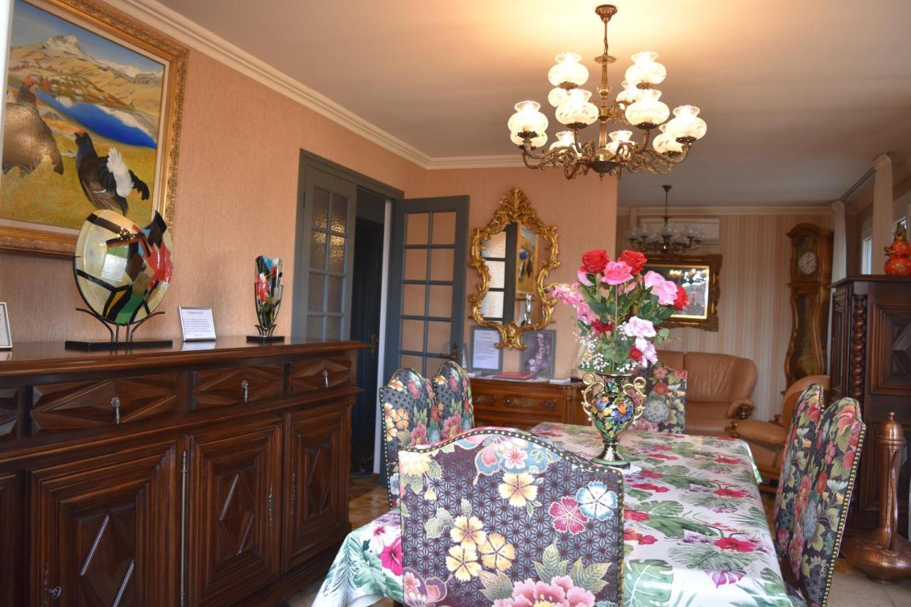 Villa Au printemps Japonais à Pierre-Chatel Extérieur photo